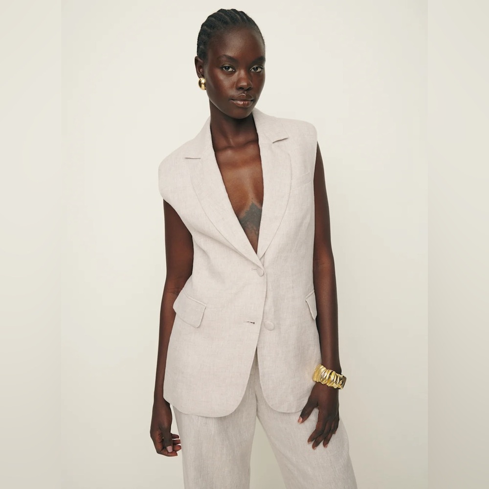 Reformation Clark Linen Vest in Oatmeal
